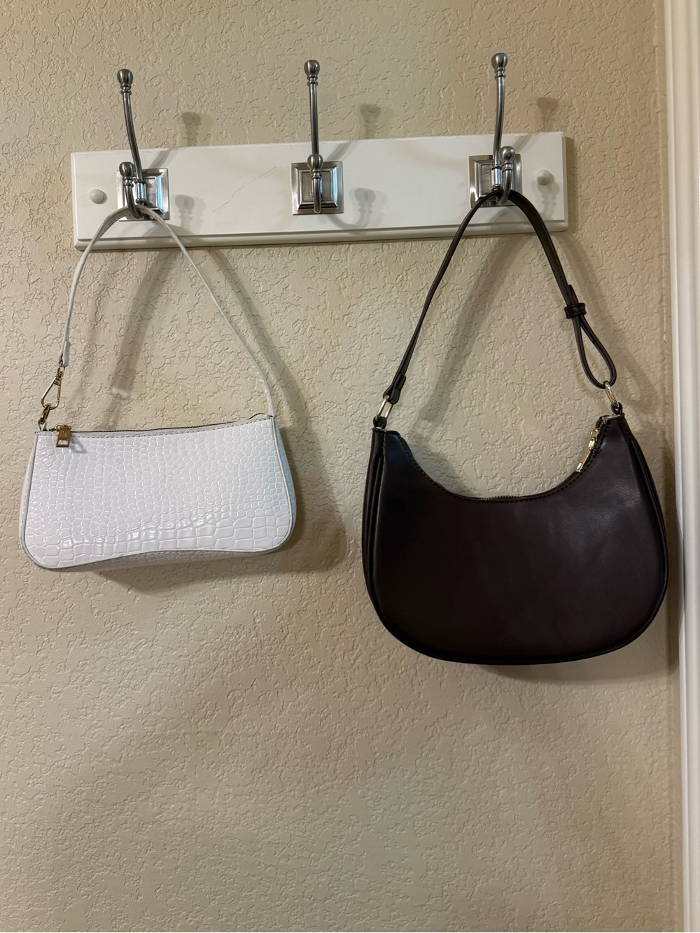SHEIN White Croc-Texture Mini Shoulder Bag